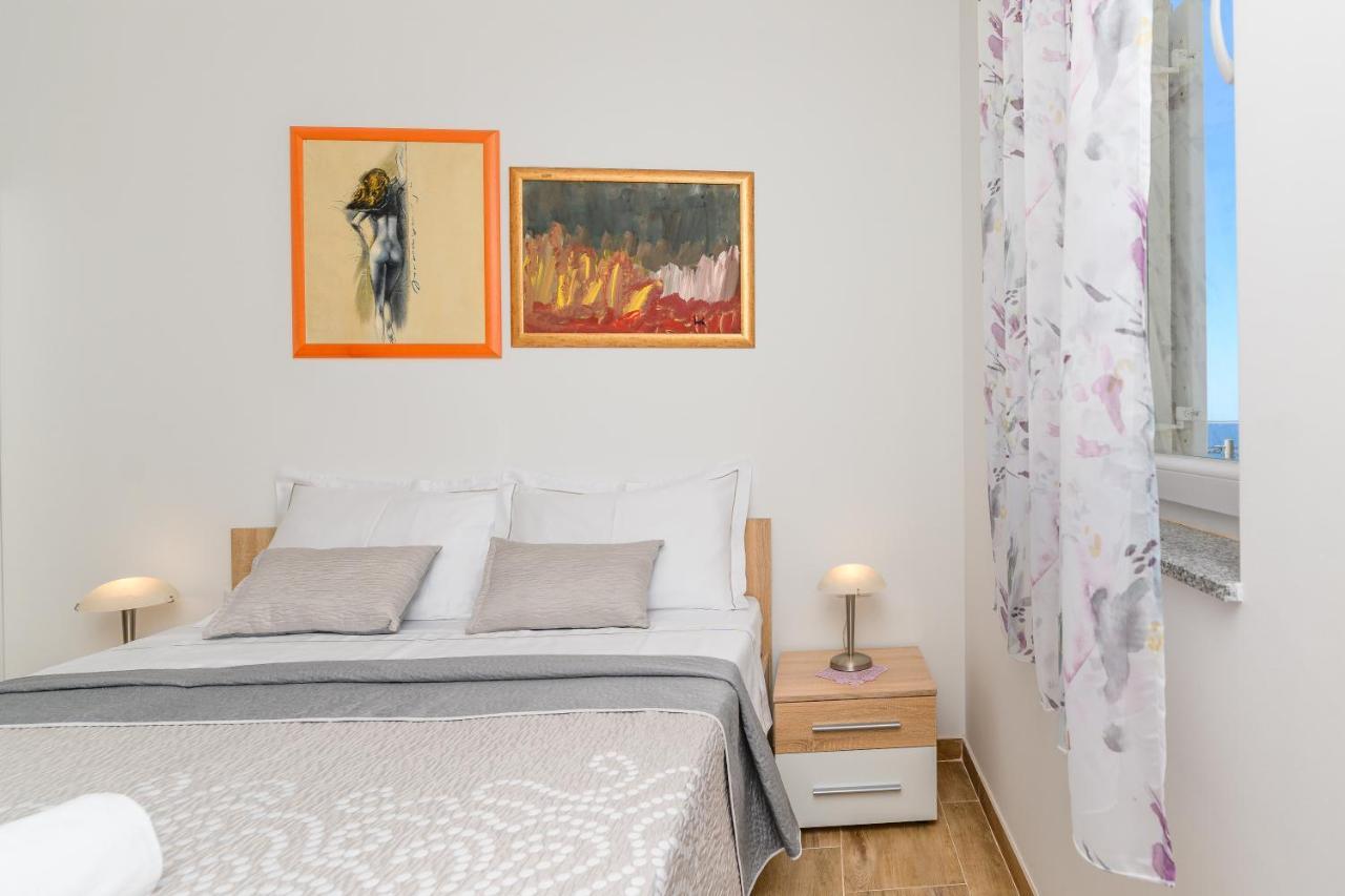 Rooms Forever Miholascica Bagian luar foto